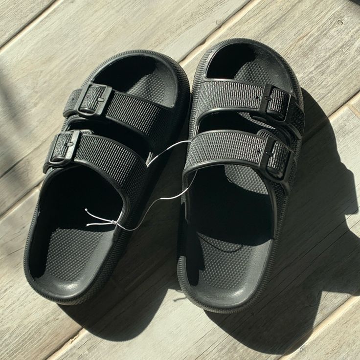 Cozi Slides - Buckle Style; Very Comfortable And Lightweight; Never Worn, New With Tags Us Men Size 9.5-10 Cozi Slides, Rubber Sandals, Men's Wear, Slides Shoes, Us Man, Flip Flop Sandals, Sneakers Fashion, Flip Flops, Shoes Sandals