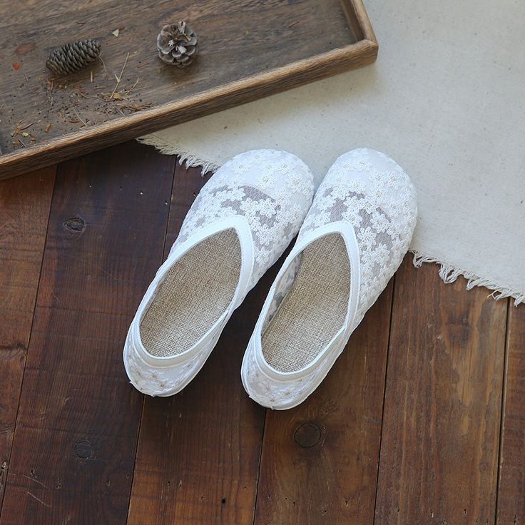 Comfortable White Slip-on Flats, Comfortable White Flats With Round Toe, White Closed Toe Comfortable Flats, Comfortable White Closed Toe Flats, White Summer Flats With Rubber Sole, Comfortable Round Toe Slippers For Spring, White Non-slip Slippers With Flat Heel, White Non-slip Flat Heel Slippers, Lightweight Slip-on Summer Flats