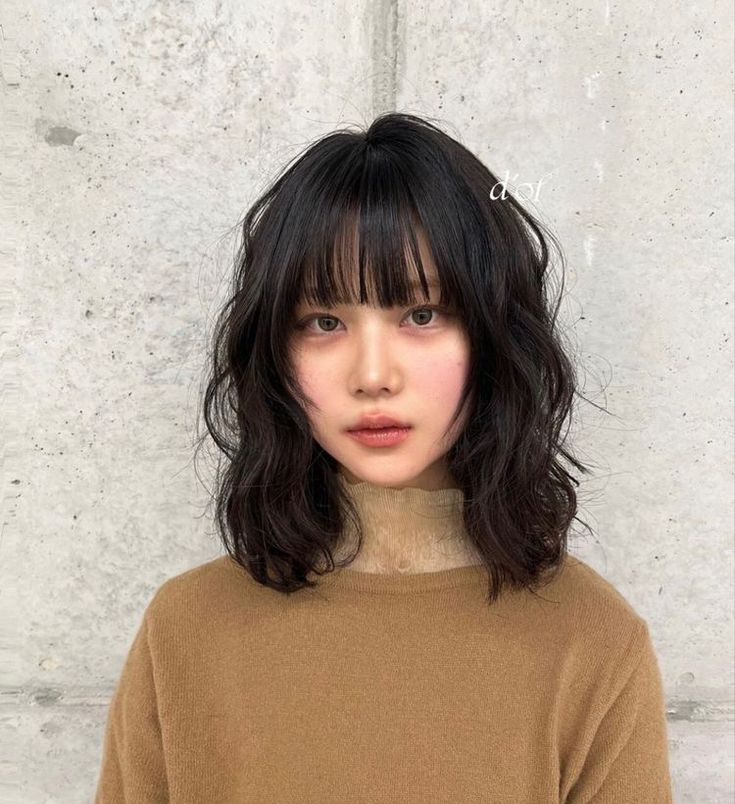 Asian Perm Hair Medium, Asian Wavy Hair Medium, Short Hair Perm Women, Short Hair Styles Korean, Korean Perm Short Hair, 60s Short Hair, Digital Perm Short Hair, Hair Styles Korean, Cornrows And Braids