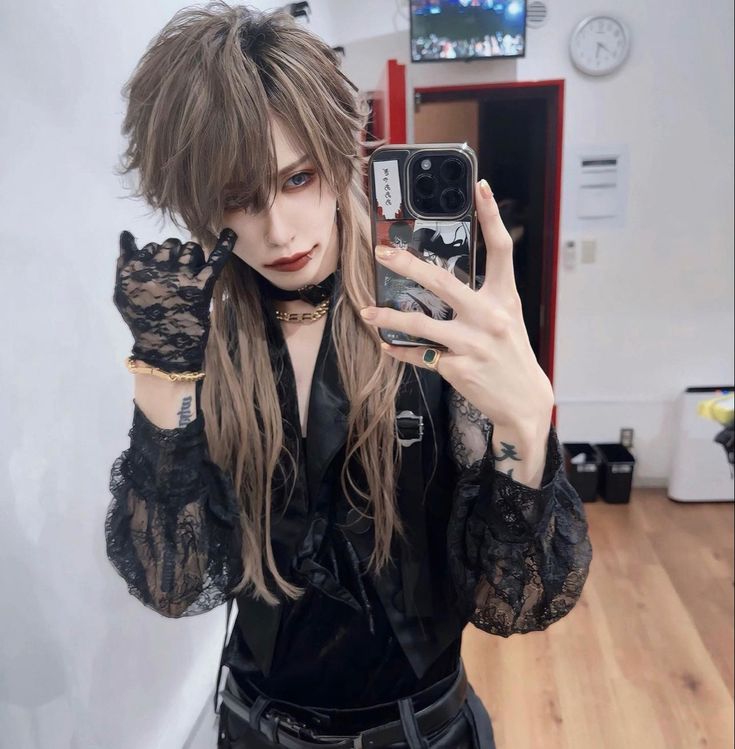 Male Vkei Outfit, Vkei Male Fashion, Visual Kei Haircut, Visual Kei Hairstyles, Vkei Haircut, Visual Kei Hair, Vkei Hair, Visual Kei Hairstyles Long, V Kei Hairstyles