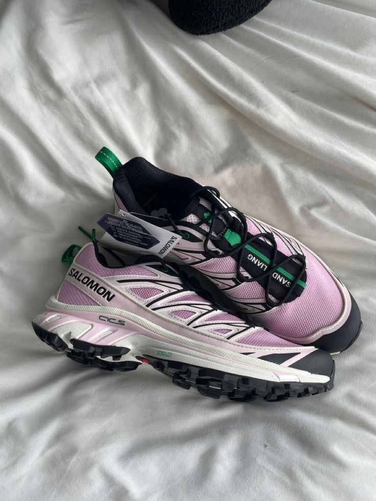 sandy liang x salomon xt-6 expanse pink shoes, ballet core, gorpcore, lalalala, okokokok, lace trim, aesthetic, sneakers, collab, rare Pink Salomon Shoes, Salomon X Sandy Liang, Sandy Liang Salomon, Salomon Xt6 Expanse, Salomon Xt6 Outfit, Solomons Shoes, Nyc Fits, Salomon Shoes, Sandy Liang