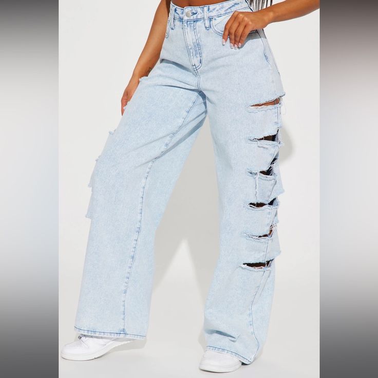 New With Tags! Blue Bottoms With Holes For Spring, Oversized Ripped Jeans For Spring, Trendy Oversized Ripped Jeans, Jeans Fashion, Fashion Nova Jeans, Teen Fashion Outfits, Baggy Jeans, Ripped Jeans, Teen Fashion