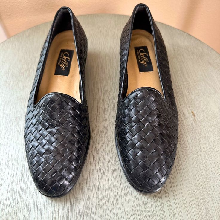 Never Worn, Beautiful Leather Loafers Really Comfortable And Foot Slimming Great Quality Elegant Slip-ons With Woven Sole And Round Toe, Classic Loafers With Woven Sole, Classic Loafers With Woven Sole And Flat Heel, Formal Black Loafers With Woven Sole, Classic Woven Leather Loafers With Round Toe, Elegant Loafers With Woven Sole And Round Toe, Black Woven Leather Loafers With Round Toe, Elegant Flats With Woven Sole And Round Toe, Formal Loafers With Woven Sole And Round Toe