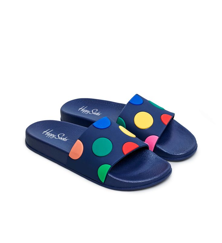 Stay true to you personal style this summer in the blue and yellow Dot Pool sliders. This pair is made to match our swimwear for the whole family so you… Matching Socks, Slider Sandals, Shoe Ideas, Slides Sandals, Happy Socks, Colorful Socks, Beach Shoes, Beach Sandals, Classic Pattern