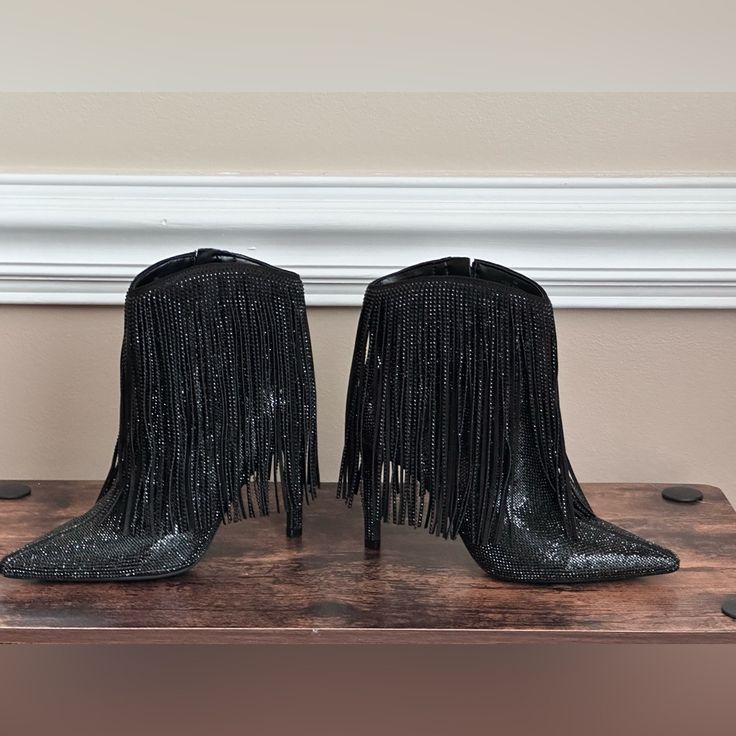 Brand New !! Gorgeous, Black Pointy Toe Stiletto Hill Bling Fringe Booties You’ll Rock Every Concert Or Nightclub You Go To! Hot Hot Hot Leopard Ankle Boots, Leopard Boots, Dress Booties, Green Boots, Fringe Booties, Black Riding Boots, Lace Up Wedges, Stiletto Boots, Peep Toe Shoes