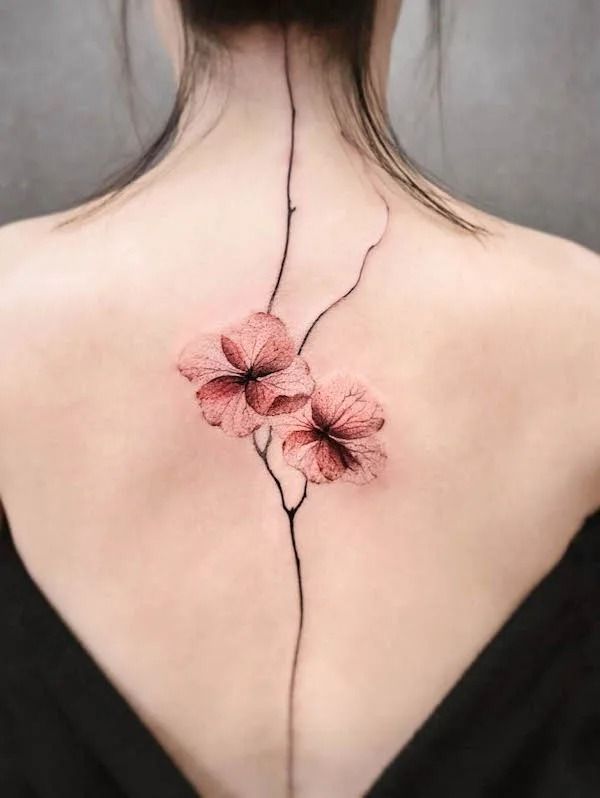 56 Gorgeous Spine Tattoos for Women Tato Geisha, Nape Tattoo, Flower Spine Tattoos, Celestial Elements, Spine Tattoos For Women, E Tattoo, Tattoo Script, Minimalist Tattoos, Spine Tattoo