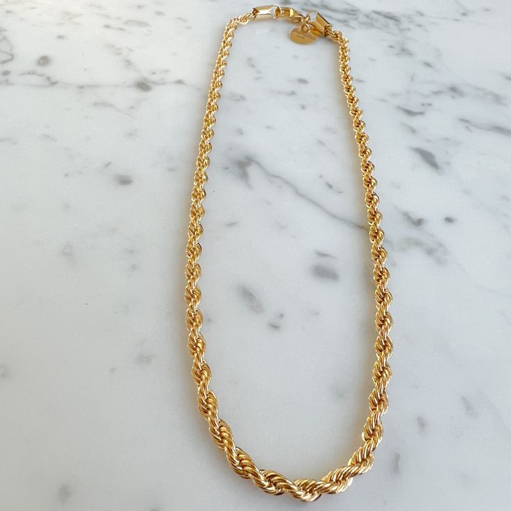 Gold Rope Chain Necklace - BelleStyle Classic Rope Chain Necklace As Gift, Classic Rope Chain Link Necklace For Gift, Classic Rope Chain Necklace For Gift, Classic Gold Rope Chain Necklace As Gift, Rope Chain Link Jewelry For Gifts, Classic Gold Rope Chain Necklace Gift, Classic Rope Chain Necklaces As Gift, Classic Rope Chain Necklaces For Gifts, Everyday Gold Chain Jewelry