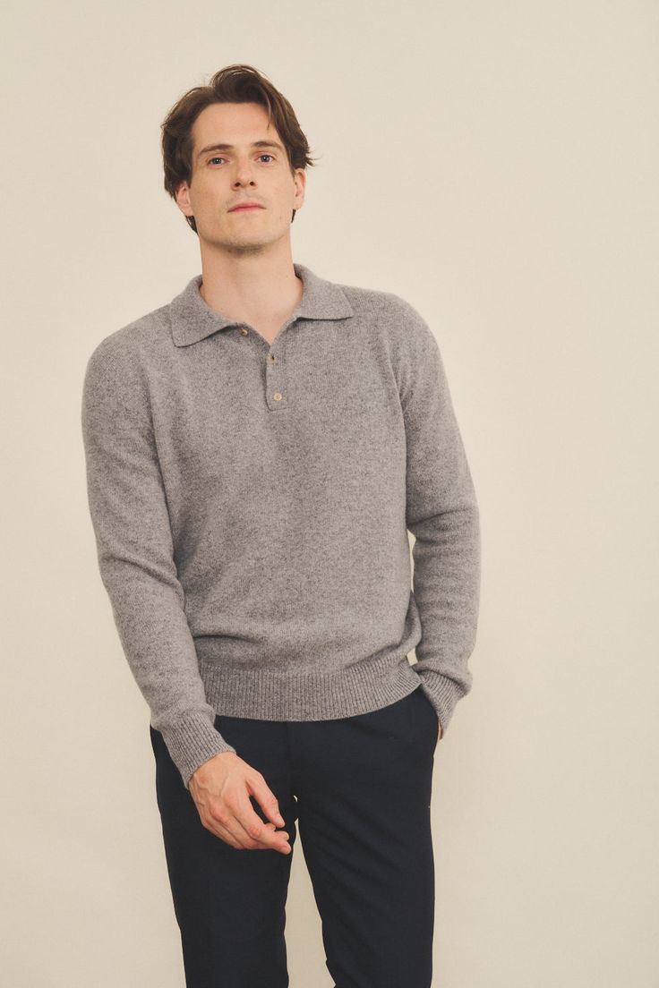 100% cashmere polo-neck sweater, unisex, made in Italy. Casual Cashmere Turtleneck With Ribbed Collar, Classic Cashmere Polo Sweater For Winter, Classic Winter Cashmere Polo Sweater, Classic Cashmere Sweater With Ribbed Collar, Cashmere Turtleneck Polo Sweater, Gray Cashmere Sweater With Ribbed Collar, Cashmere Polo Sweater With Ribbed Cuffs, Classic Cashmere Polo Sweater, Classic Cashmere Turtleneck Polo Sweater