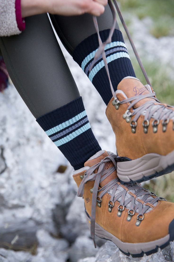 When you’re ready to hit the trail, you want the best sock for the job. Our Summit Sock is a mid-cushioned crew height sock offering unlimited comfort, performance and style. Capri Shorts, Summer Leggings, Hiking Socks, Leggings Hoodie, Winter Leggings, Hiking Pants, Cool Socks, Outdoor Outfit, Leggings Shop