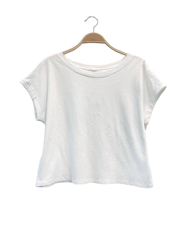 Introducing a 100% recycled cotton tee. Made from repurposed cotton and pre-washed for a natural vintage touch. The fit is super easy and comfy, ensuring a problem-free experience. Join us in embracing sustainable fashion! Content & Care: Composition: 100% recycled cotton Size: Small Medium Large Length 20 1/2" 21" 21 1/2" Inseam 20" 21" 22" Studio Ko Clothing They are a core minimal apparel wholesaler that supports customers that care for the planet. Their items are made in the USA and created Relaxed White T-shirt With Soft-washed Detail, Relaxed Soft-washed White T-shirt, Relaxed Fit Conscious Style T-shirt For Everyday, Eco-friendly Crew Neck Tops For Summer, Eco-conscious Everyday Crew Neck T-shirt, Everyday Conscious Crew Neck T-shirt, Conscious Style Everyday Crew Neck T-shirt, White Organic Cotton Eco-friendly T-shirt, White Eco-friendly Organic Cotton T-shirt