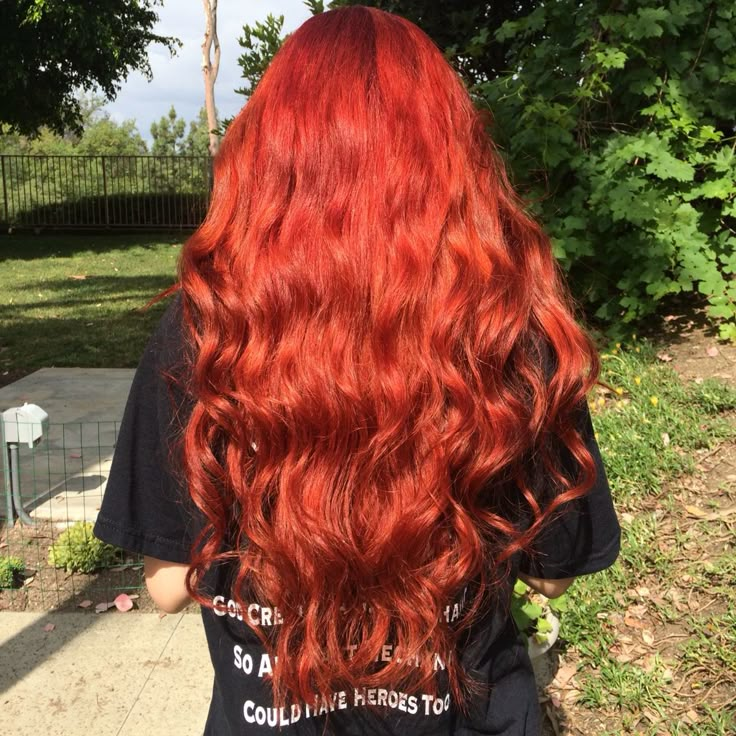 Witchy Hair, Fiery Red Hair, Red Hair Inspiration, Korean Hair Color, Red Hair Inspo, Ginger Hair Color, Bright Red Hair, Hair Patterns, Luscious Hair