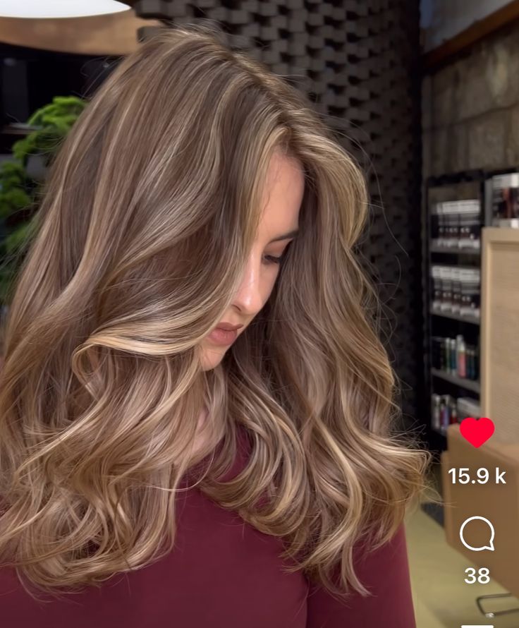 Super Light Brown Hair With Highlights, Quarter Head Highlights Brown Hair, Biscuit Hair Colour, Coffee Beige Hair Color, Champagne Highlights On Brown Hair, Chai Latte Hair Color, Dark Blonde Hair Cool Tone, Light Mousy Brown Hair, Rich Bronde Haircolor