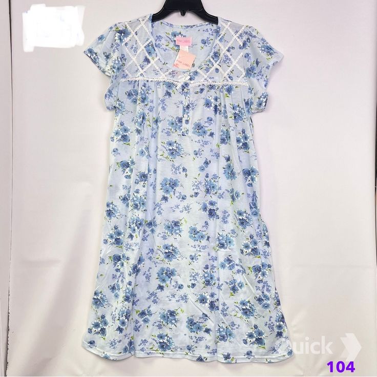 Nwt Blue Floral Cotton Dolly Nightgown Color - Blue / Multi Brand - Pink Label Lati Fashion Cap Sleeve , Floral Print Buttons Up Front Knee High Night Gown Made By Light Weight Cotton Blend Fabric Machine Wash Cold 55% Cotton , 45% Polyester 100% Brand New With Tag # 104r All Prices Are Firm. However, I Can Do A Bundle To Save You Shipping. If You Want To Bundle The Items, Please Contact Me Before You Purchase. Tag: Nightgown Lingerie Sleep Dress Blue Floral Print Sleepwear, Blue Cotton Nightgown For Spring, Blue Cotton Dress For Pajama Party, Blue Short Sleeve Sleepwear For Spring, Spring Lace Trim Nightgown For Pajama Party, Spring Blue Nightgown For Bedtime, Spring Nightgown With Lace Trim For Pajama Party, Blue Nightgown For Spring Loungewear, Light Blue Short-sleeve Sleepwear