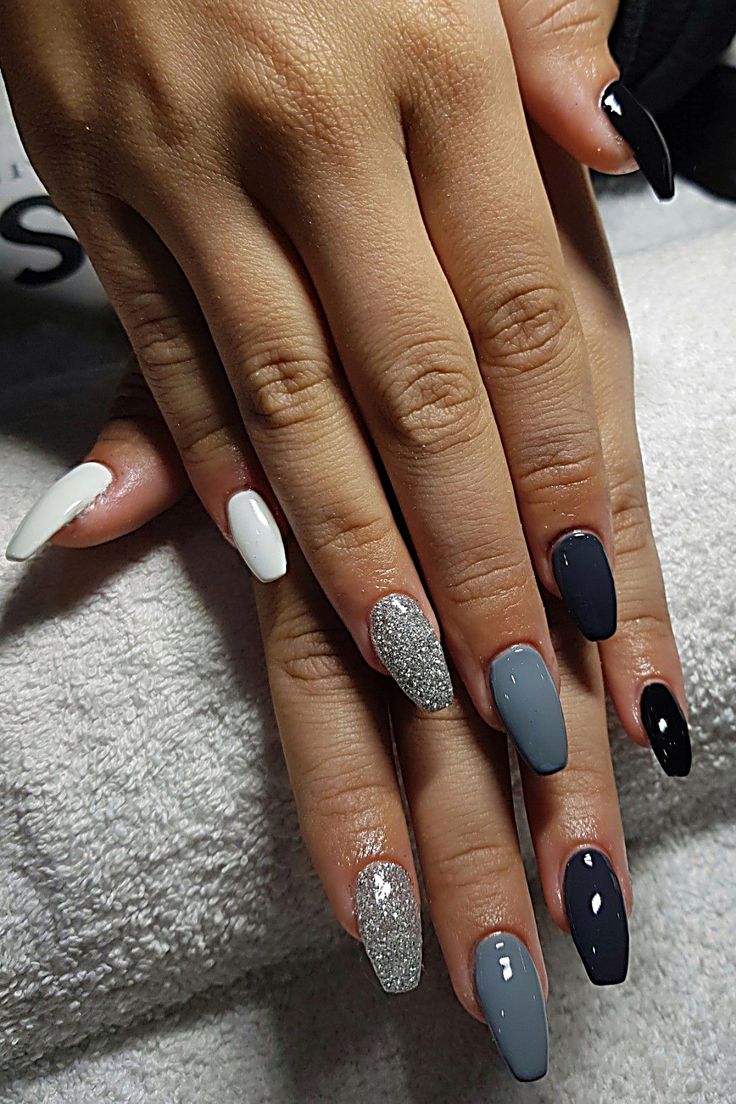 Dark Grey Nails, Dark Acrylic Nails, Nails Gray, Xl Nails, Nails Grey, Gray Nail, Grey Acrylic Nails, Grey Nail, Ombre Acrylic