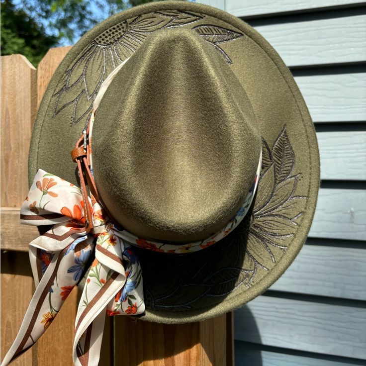 This Is A Free Handed Burned Fedora Hat! And She Is Beautiful! Stunning! Hat Material: 100% Polyester One Size Fits Most With An Adjustable Sting On The Inside To Make It Tighter! This Hat Is Cross Posted, As I Do Sell On Etsy Too. These Hats Also Travel In The Fall To 2 Big Craft Shows In Which People Try Them On With A Plastic Cover Only! Mens Straw Cowboy Hat, Green Brimmed Fedora For Fall, Adjustable Green Hat Band For Fall, Green Wide Brim Felt Hat For Beach, Green Short Brim Felt Hat Casual, Casual Green Felt Hat With Short Brim, Casual Green Short Brim Felt Hat, Green Bohemian Hat Bands For Spring, Casual Green Felt Hat For Spring