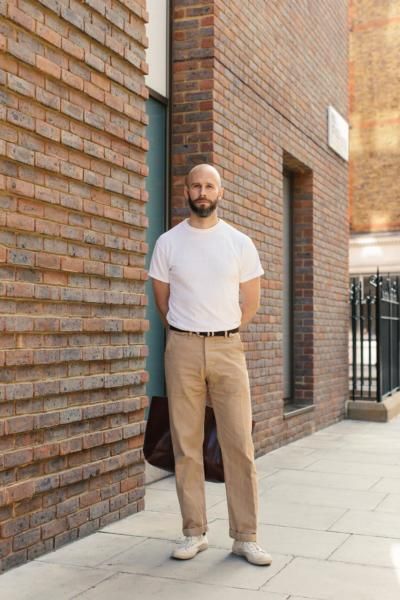 Lookbook – Permanent Style Chino Pants Men Outfits Street Styles, Tucked In Shirt Outfit, Chinos Men Outfit, Permanent Style, Men Street Look, Neutral Jacket, Normcore Fashion, Clothes Board, Shirt Outfit Men