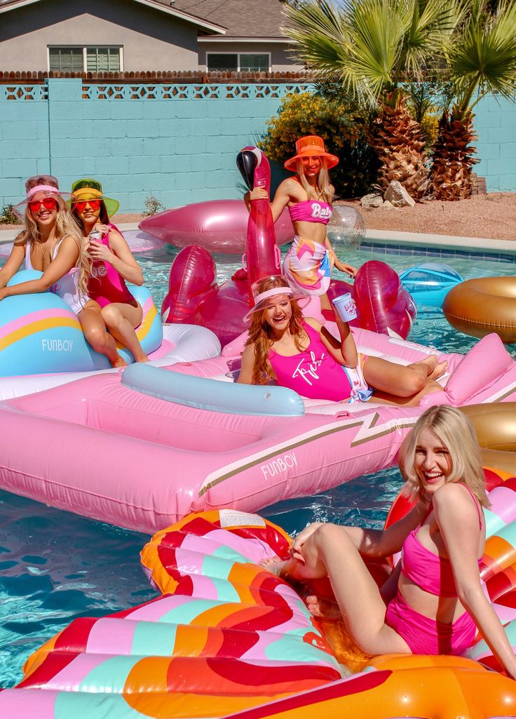 Barbie Malibu Pool Party, Pool Barbie Party, Barbie Bachelorette Pool Party, Barbie Boat Party, Malibu Barbie Bachelorette, Malibu Barbie Pool Party Ideas, Malibu Theme Party, Malibu Pool Party, Malibu Barbie Party Theme