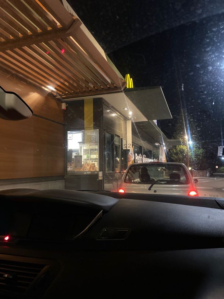 drive Drive Thru Mcdonalds Night, Mcdonald's Aesthetic, Life In Usa, Diy Fluffy Slime, Missing Home, Alcohol Party, Food Drive, Girly Car, New Photo Download