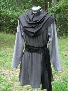 Mens Tunic, Medieval Clothes, Fest Outfits, Larp Costume, Medieval Costume, Medieval Clothing, Fantasy Costumes, Fantasy Clothing, Basic Outfits