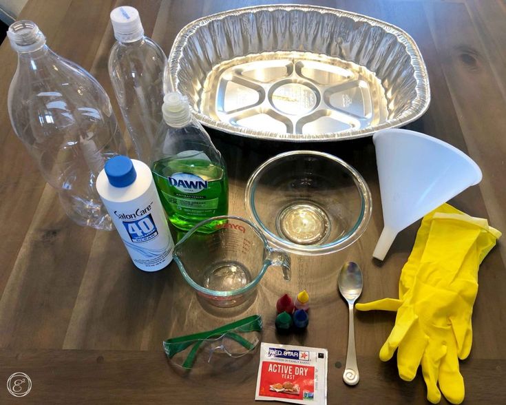 the ingredients to make an ice cream dish are displayed on a table