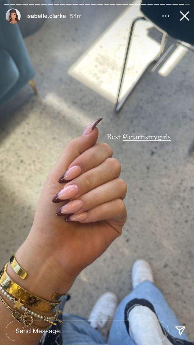 French Tip Almond Nails Color, Kendall Jenner Nails, Elegant Almond Nails, Trendy Almond Nails, Paznokcie Hello Kitty, Almond Gel Nails, Kutek Disney, Nail Looks, Nagel Tips