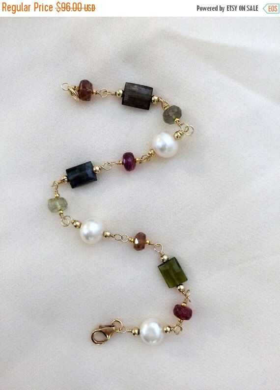 Gemstone Bracelets Ideas, Anklets Diy, Handmade Gemstone Jewelry, Pearl Jewelry Design, Common Thread, Diy Bracelet Designs, Tourmaline Bracelet, Beads Bracelet Design, Handmade Fashion Jewelry