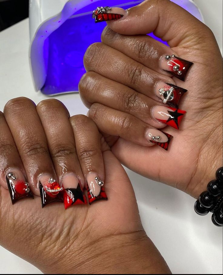 Nails Acrylic Red Short, Red Nails Short Square Design, Red Birthday Nails Acrylic Short, Birthday Nails Red And Black, Red And Black Duck Nails, Short Red Acrylics, New Year Acrylic Nails, Short Black And Red Nails, Red N Black Nails