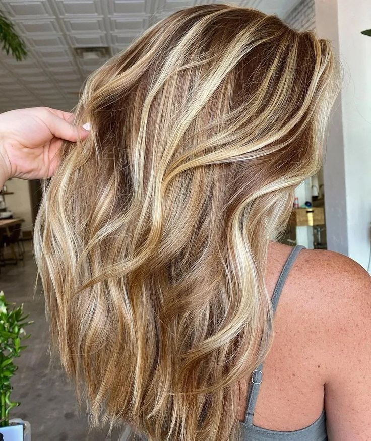 Warm Blonde Hair, Honey Blonde Hair Color, Neutral Blonde, Balayage Technique, Honey Brown Hair, Dyed Blonde Hair, Honey Blonde Highlights, Blonde Hair Color Ideas, Warm Blonde