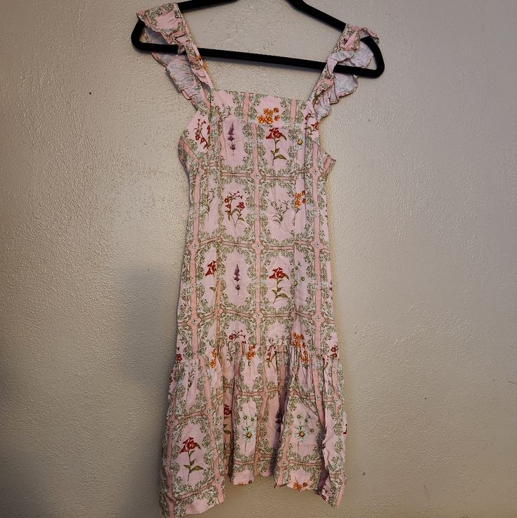 New Without Tags Only Worn To Try On Great Condition Side Zip And Had Pockets! Feel Free To Ask Any Questions! Casual Printed Knee-length Sundress, Casual Knee-length Printed Sundress, Casual Cotton Midi Floral Dress, Casual Cotton Floral Midi Dress, Casual Cotton Patterned Dresses, Casual Pink Knee-length Sundress, Casual Pink Printed Midi Dress, Casual Patterned Sleeveless Mini Dress, Casual Sleeveless Patterned Mini Dress