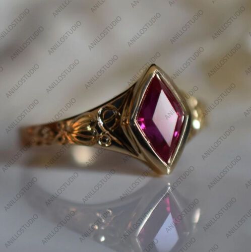 (eBay) Find many great new & used options and get the best deals for 8x4mm Kite Rhombus Ruby Vintage Wedding Stack Band Ring 925 Sterling Silver at the best online prices at eBay! Free shipping for many products! Princess Cut Unique Engagement Ring, Heart Ring Stack, Art Nouveau Engagement Rings, Unique Rings Vintage Silver, Ruby Engagement Ring Antique, Wedding Rings Red Stone, Vintage Gemstone Jewelry, Wedding Rings Orange, Vintage Princess Ring