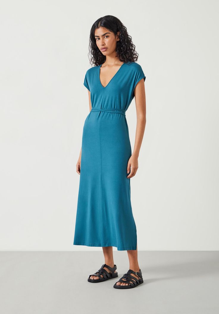 Annabella Jersey Midi Dress Stretch Viscose V-neck Midi Dress, Casual Maxi Length Dress, Versatile Fitted Maxi Dress, Casual Elastane Maxi Dress For Summer, Spring V-neck Maxi Dress, Casual Fitted Elastane Maxi Dress, Versatile V-neck Fitted Dress, Versatile Fitted V-neck Dress, Stretch V-neck Elastane Maxi Dress