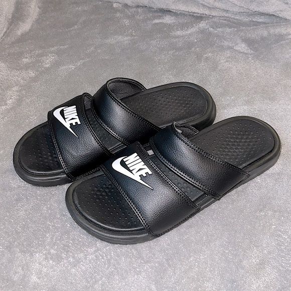 Nike Women’s Benassi Duo Slides Slide Sandals, Nike Shoes, Nike Women, Slides, Nike, Sandals, Jewelry Watches, Plus Fashion, Outfit Inspo