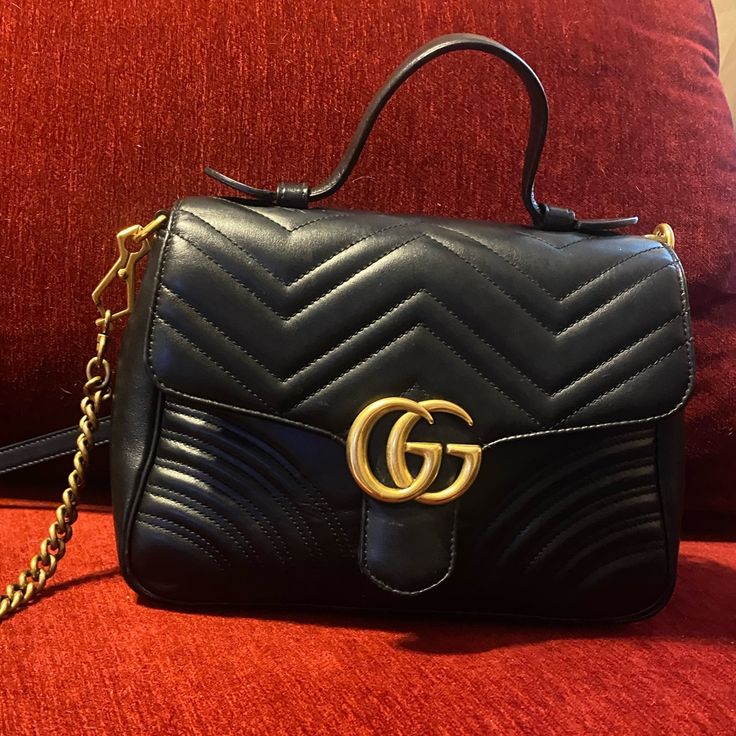 Leather Large Gucci Bag Still In Very Great Condition. Chic Gucci Crossbody Satchel, Gucci Satchel With Gold-tone Hardware For Evening, Chic Gucci Top Handle Satchel, Gucci Satchel With Branded Hardware For Evening, Gucci Evening Satchel With Branded Hardware, Gucci Top Handle Evening Satchel, Black Gucci Top Handle Satchel, Chic Gucci Shoulder Satchel, Gucci Black Satchel Shoulder Bag