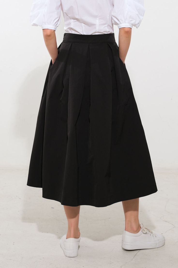 A solid woven full skirt with side zipper closureDetails:Self : 100% PolyesterSize & Fit- Model is 5`9" And Wearing Size Small- Measurements Taken From Size Small- Approx. Length: 35" Cotton Midi-length Pleated Skirt, Non-stretch Black Midi Skirt, Curvy Maxi Dress, Luxury Black Midi-length Pleated Skirt, What To Wear Fall, Fuchsia Dress, Pajama Dress, Resort Dresses, Jumpsuits And Romper