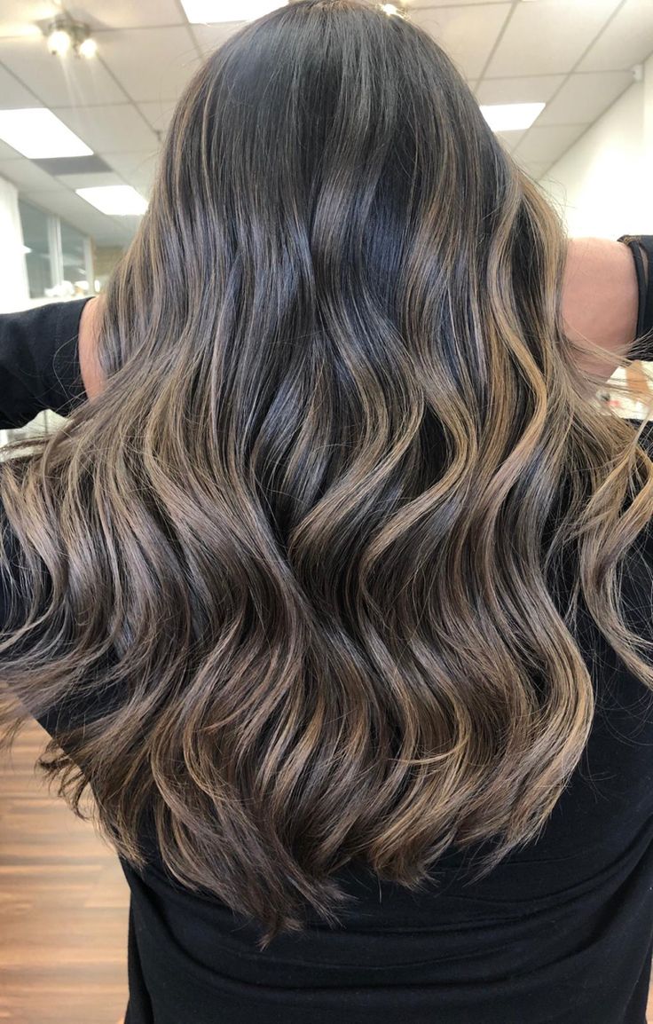 Color Melting Hair, Straight Hair Highlights, Bombshell Hair, Highlights Ideas, Ash Blonde Hair Colour, Hair Cuts For Women, Brown Ombre Hair, Brunette Balayage, Hair Due