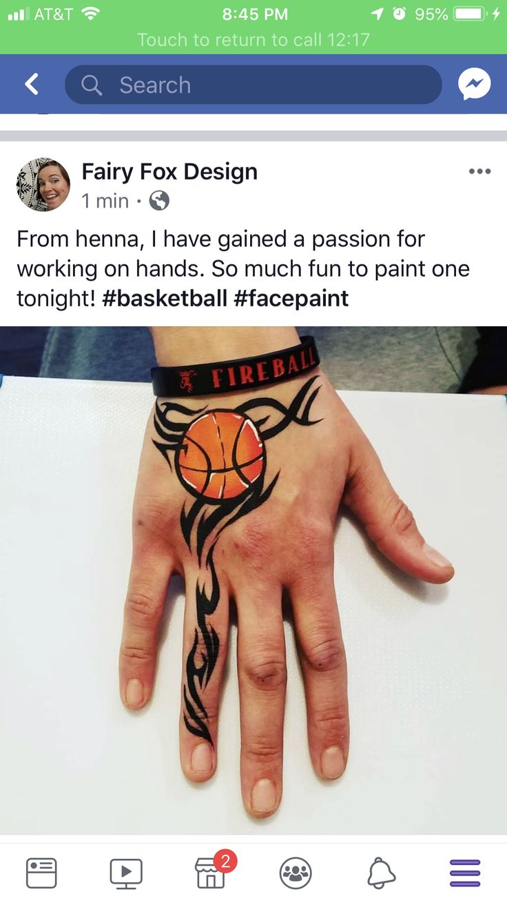 Basketball tribal Basketball Makeup Ideas, Basketball Face Paint, Fox Face Paint, Football Balloons, Henna Paint, Girl Face Painting, Kids Face Paint, Face Paintings, Fox Face