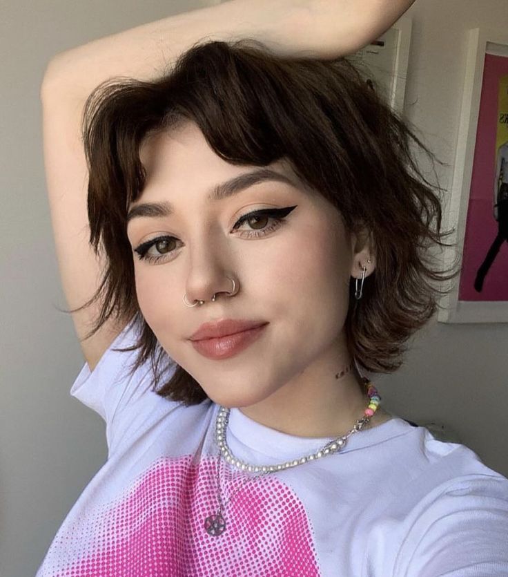 Kort Bob, Short Grunge Hair, Shaggy Short Hair, Really Short Hair, Hair Inspiration Short, Haircut Inspiration, Shot Hair Styles, Short Hair Haircuts, Cut My Hair