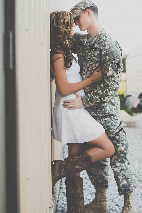 Military Couple Photography, Military Boyfriend, Halloween Costume Couple, Military Engagement Photos, Military Photography, Military Couples, Army Couple, Military Girlfriend, Army Family