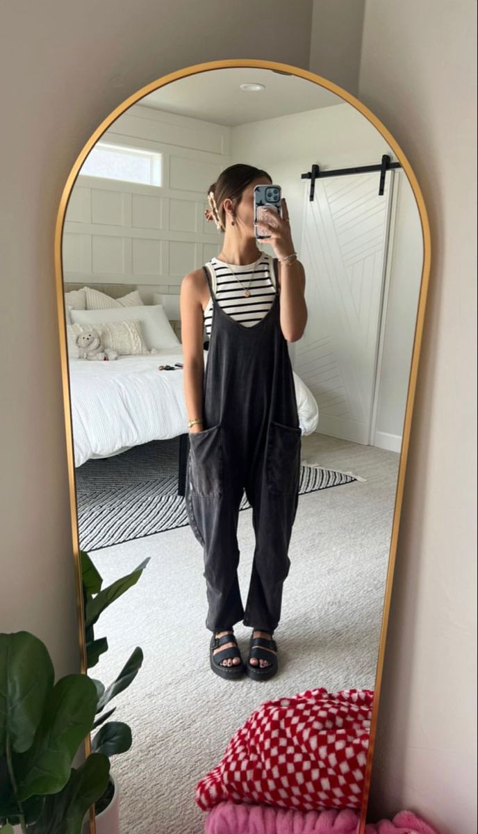 Summer Outfit Washington Dc, Outfits For Nannying, Cute Church Fits Summer, Mountain Aesthetic Outfit Summer, Hair School Outfits, Overall Romper Outfits, Cute Ways To Style Overalls, Halle So Swag Outfits, Daycare Teacher Outfits Summer