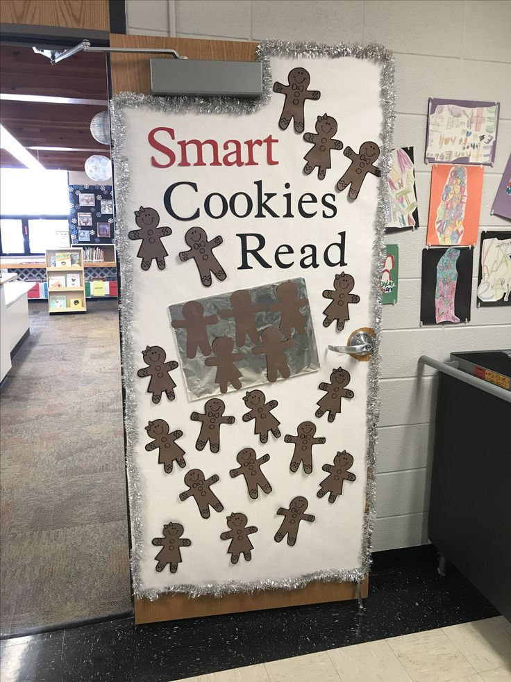 a bulletin board with gingerbread cutouts on it and the words smart cookies read