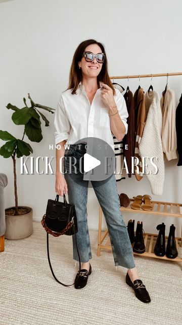 Conni Jespersen • Stylist on Instagram: "How to Style Kick Crop Flares (and 7 shoes to pair with them!) 

Kick crop flares are a great merge of crop and flare denim and they’re great on a number of body types! Here are 7 outfits and 7 shoe pairings using the Isola Kick Crop from Citizens of Humanity, available from @evereveofficial 

*use code ARTINTHEFIND15 for 15% off your first purchase when you create an Evereve account. Valid only online from 10/24-10/28

Evereve pieces I styled:

1 | Citizens of Humanity Isola kick crop jean - tts fit 
2 | Evereve cropped cardigan - tts
3 | Sam Edelman cry’s loafer - tts
4 | 525 Cable Cardigan - tts

What shoes to pair and why?

Kick crops have a slight flare at the bottom and it’s best to pair with:

Boots: a boot or bootie that has a pointed or squ Cropped Kick Flare Jeans Outfit, Kick Crop Jeans Outfit Fall, Flared Cropped Jeans Outfit, Flare Cropped Jeans Outfit, Kick Crop Jeans Outfit, Sam Edelman Loafers Outfit, Flare Pants Outfit Fall, Flare Crop Jeans Outfit, Kick Flare Jeans Outfit