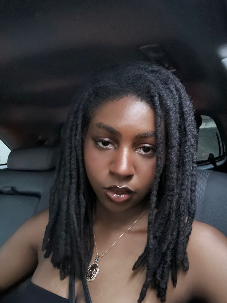 Freeform Locs Black Women, Free Form Locs Women, Jet Black Locs, Freeform Locs Women, Locs Women, Girl With Locs, Freeform Locs, Hair Like Wool, Villain Era