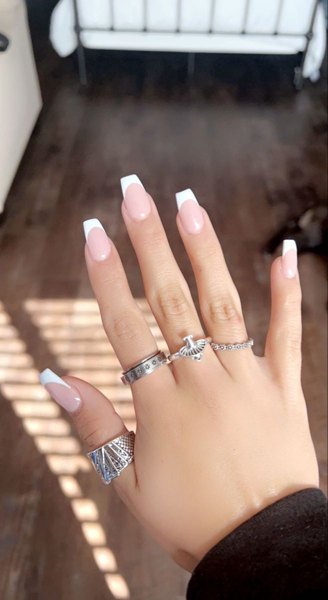 Nails For Prom French Tip, Acrylic Nails Coffin White Tip, Acrylic Nails Ideas French Tips Coffin, Nails Acrylic Square White Design, Sns French Nails Coffin, White French Coffin Acrylic Nails, White Tip Acrylic Nails Coffin Short, Acrylic Nails Ideas White Tip, Nails Acrylic Square Medium French Tip