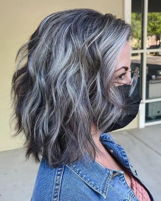 Grey Hairstyle, Neck Length Hair, Ash Grey Hair, Dark Grey Hair, Grey Hair Dye, Salt And Pepper Hair, Grey Hair Inspiration, Beautiful Gray Hair, Silver Highlights