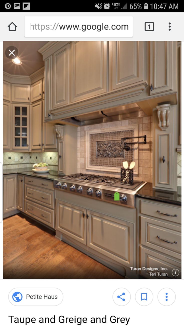 the kitchen is clean and ready to be used as an appliance for sale