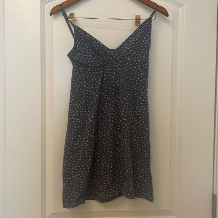 Good Quality, No Stains Or Rips, Never Worn Brandy Melville Clothes, Audrey Dress, Brandy Melville Dress, Sundress Dress, Wants And Needs, Mini Sundress, Red Floral Dress, White Halter Maxi Dress, Maxi Gowns