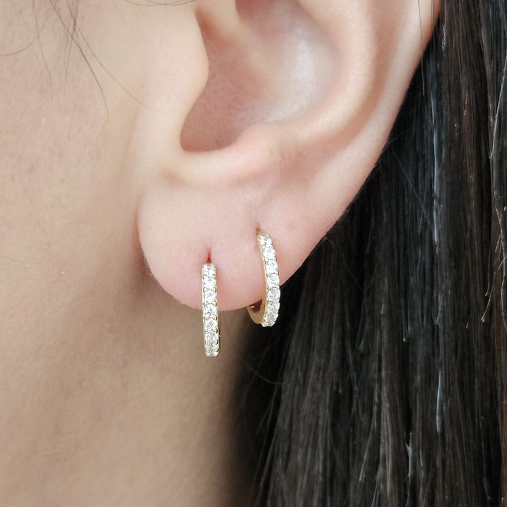 This 14K Gold Huggie Hoop Earrings, are designed carefully to brighten your ears. They are suitable for everyday use as well as for your special days. Can be a perfect gift with its stylish and ambitious look. 14K Gold Cz Huggie Hoop Earrings, Hoop Earrings, Gold Jewelry, 14K Solid Christmas Gift, Anniversary Gift, Birthday Gift ITEM DETAILS: Material: 14K Solid Gold (585) Approx: 1.50 gr  -10gr) Available colors: Yellow Gold, White Gold, Rose Gold Quality control has been done. Our products are Halo Huggie Earrings As Gift, Classic Halo Huggie Earrings As Gift, Gift Hoop Diamond Earrings With Halo, Gift Halo Hoop Diamond Earrings, Gift Halo Huggie Diamond Earrings, Halo Huggie Diamond Earrings Gift, Cubic Zirconia Huggie Earrings With Halo, Gift Cubic Zirconia Halo Huggie Earrings, Cubic Zirconia Hoop Earrings With Halo For Gift