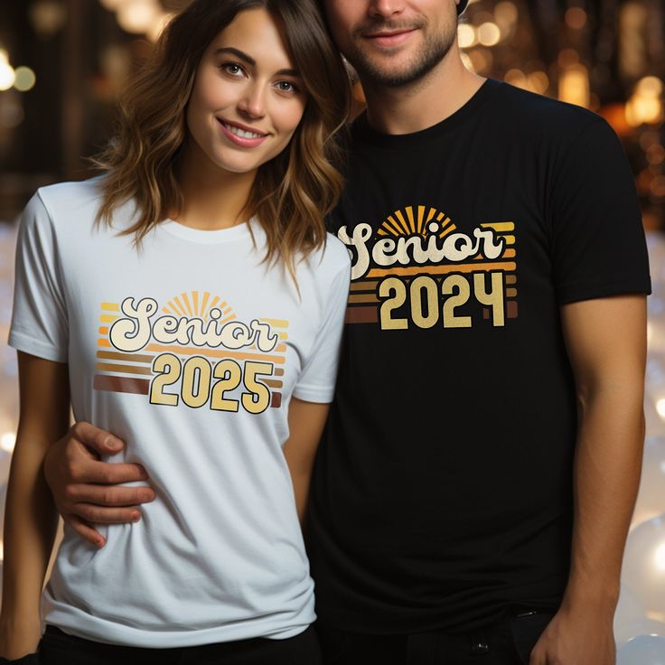 For more graduation shirts: https://www.etsy.com/shop/Mioqlo?section_id=37248012 Our Shirts are really soft, made from high quality super soft cotton. Prints are made to last longer and more durable, wear it again and again ! SHIRTS: Unisex essential fits like a well-loved favorite. .: Retail fit .: 100% Soft cotton (fibre content may vary for different colors) .: Light fabric (4.2 oz/yd² (142 g/m .: Tear away label .: Runs true to size .: Athletic Heather is 90%/10% cotton-polyester. All other Cute Senior Class Shirts, Gender Neutral Senior Shirts, Senior Sunrise Shirts, Senior Sunrise Shirts 2024, Senior Class Shirts Gender Neutral, Senior Shirt Ideas 2025 Trendy, Class Shirt, Senior Shirts, Graduation Shirts