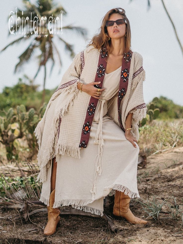 Poncho For Women, Women Kimono, Bohemian Kimono, Bohemian Style Clothing, Boho Summer Outfits, Natural Clothing, Burning Man Festival, Boho Fashion Bohemian, Goddess Dress