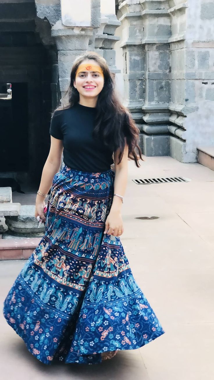 Black Indian Skirt Outfit, Indian Skirts And Tops, Tops For Skirts Indian Casual, Skirt Traditional Outfits, Daily Wear Skirt And Top Indian, Cotton Long Skirt And Top Indian, Black Skirt Outfit Indian, Indian Skirt And Top Outfits Casual, Long Skirts Indian Ethnic